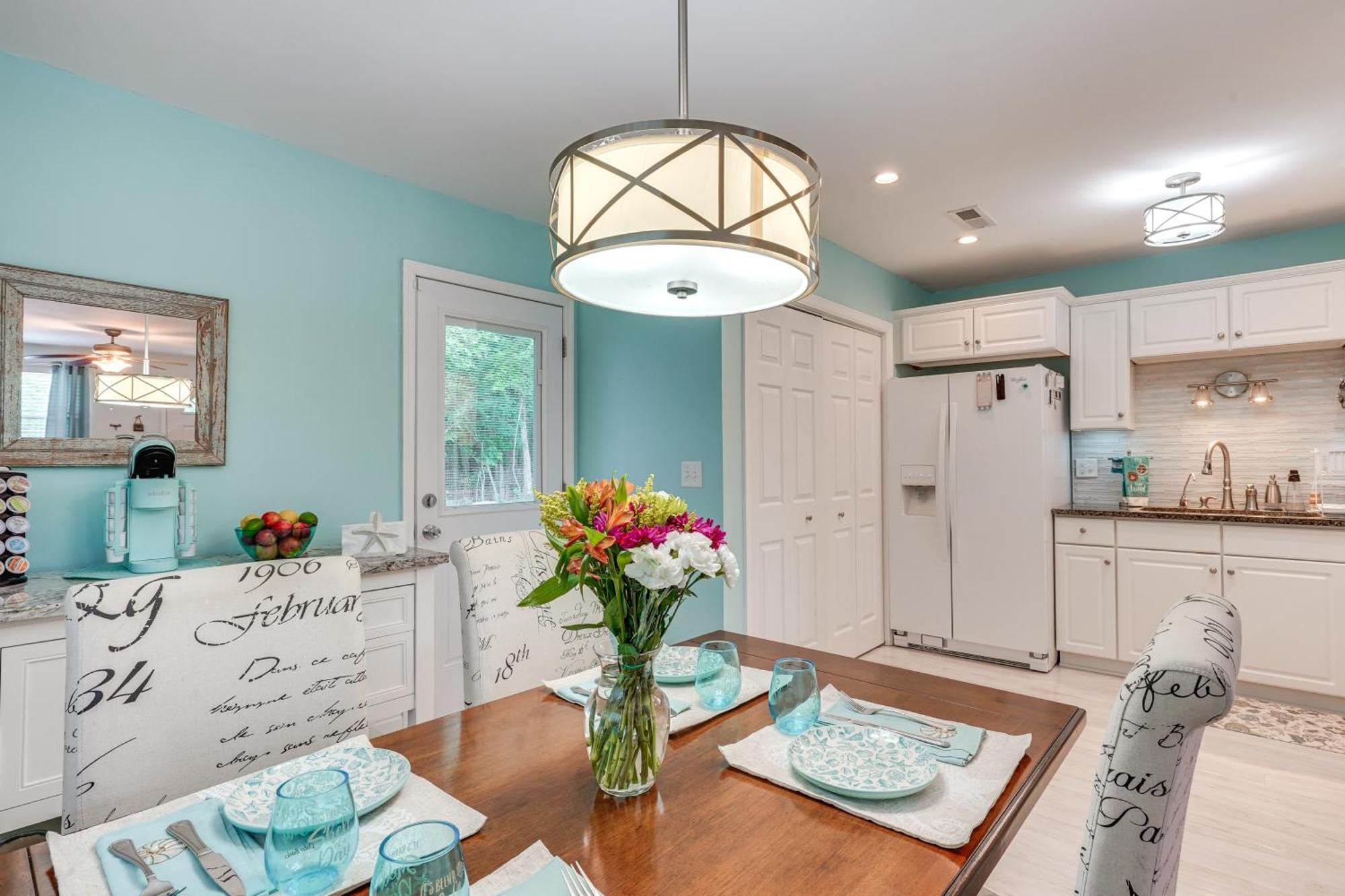 Вілла Cozy Goose Creek Escape With Patio And Grill Екстер'єр фото